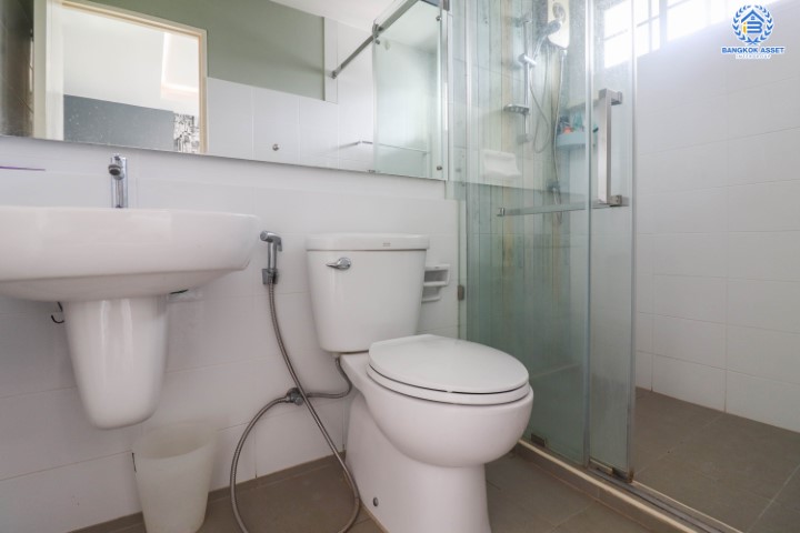 *****ทาวน์เฮ้าส์มือสองย่านนนทบุรี ม.อินดี้ บางใหญ่ คุณภาพระดับแบรนด์ L&H บนเนื้อที่ 18.1 ตร.ว. ฟังก์ชัน 2 ห้องนอน 3 ห้องน้ำ 1 ที่จอดรถ ตกแต่งสไตล์โมเดิร์น เพียง 700 ม.ก็ถึงถ.กาญจนาฯ ใกล้เซ็นทรัลเวสต์เกต และรถไฟฟ้าสายสีม่วง "สถานีตลาดบางใหญ่"